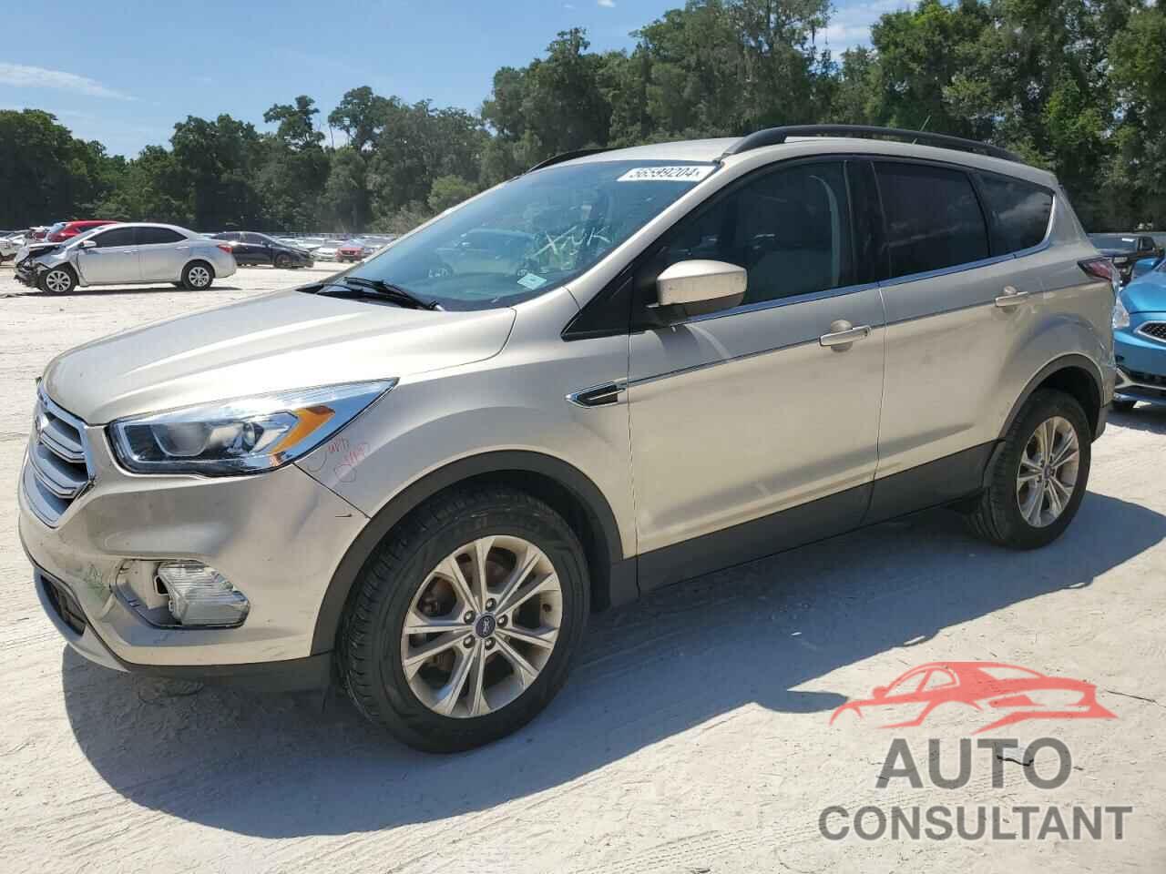 FORD ESCAPE 2017 - 1FMCU0GD4HUC84839