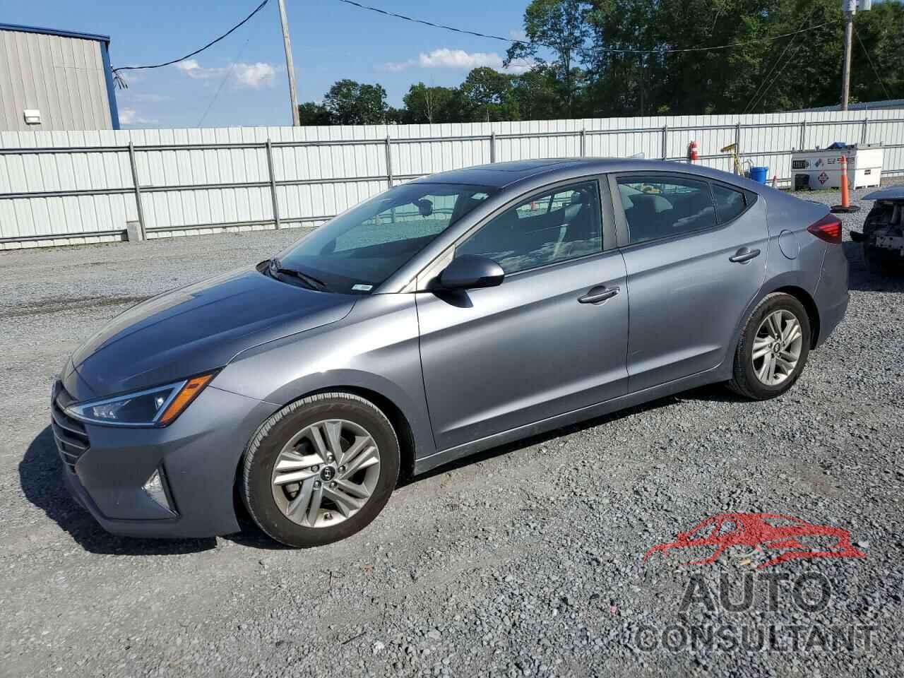 HYUNDAI ELANTRA 2019 - KMHD84LF0KU844631