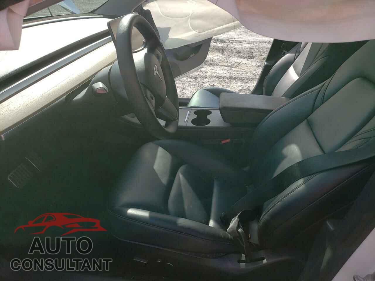 TESLA MODEL 3 2021 - 5YJ3E1EB0MF836896