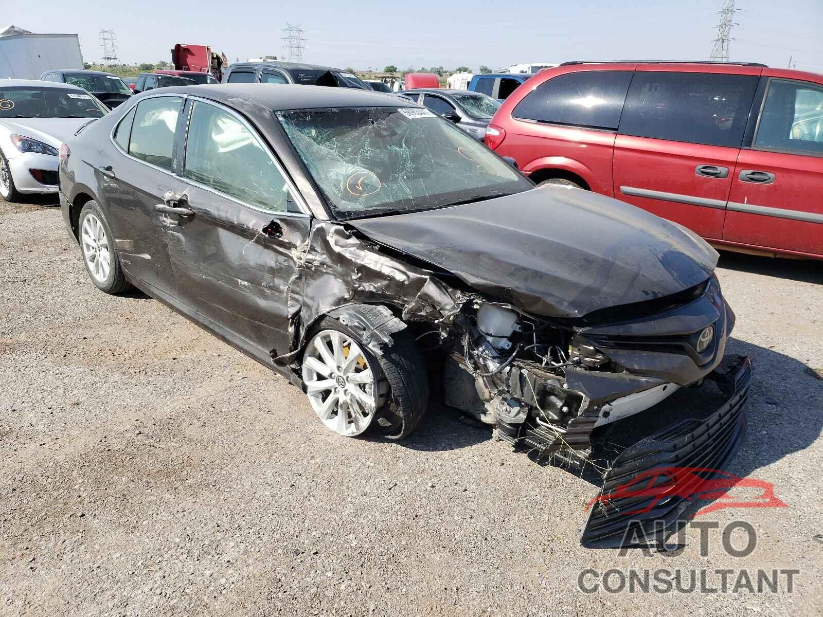 TOYOTA CAMRY 2018 - JTNB11HK1J3044568