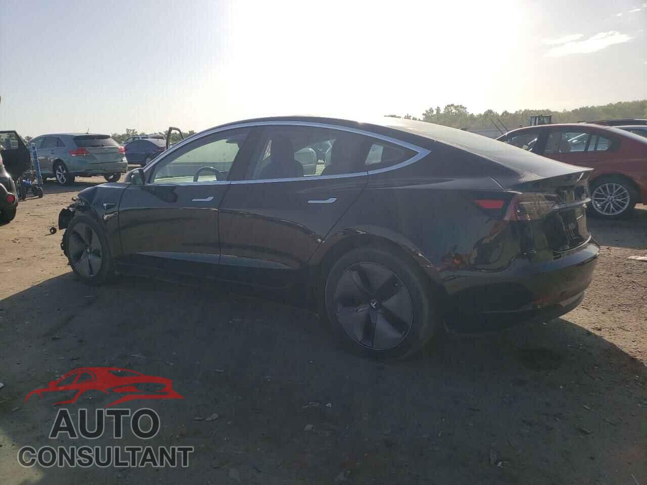 TESLA MODEL 3 2018 - 5YJ3E1EA1JF070258