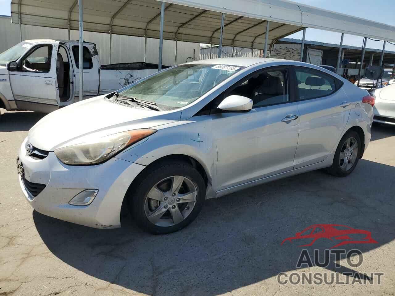 HYUNDAI ELANTRA 2013 - KMHDH4AE7DU928331