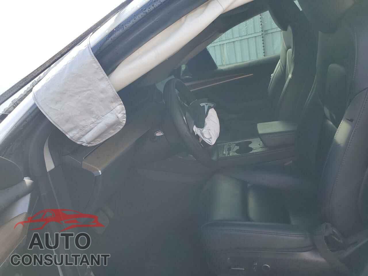 TESLA MODEL 3 2023 - 5YJ3E1EA8PF556901