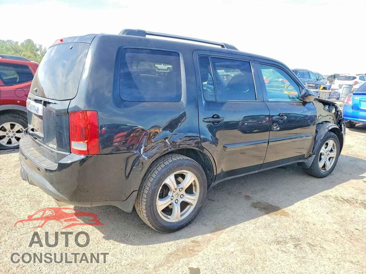 HONDA PILOT 2013 - 5FNYF4H77DB060598