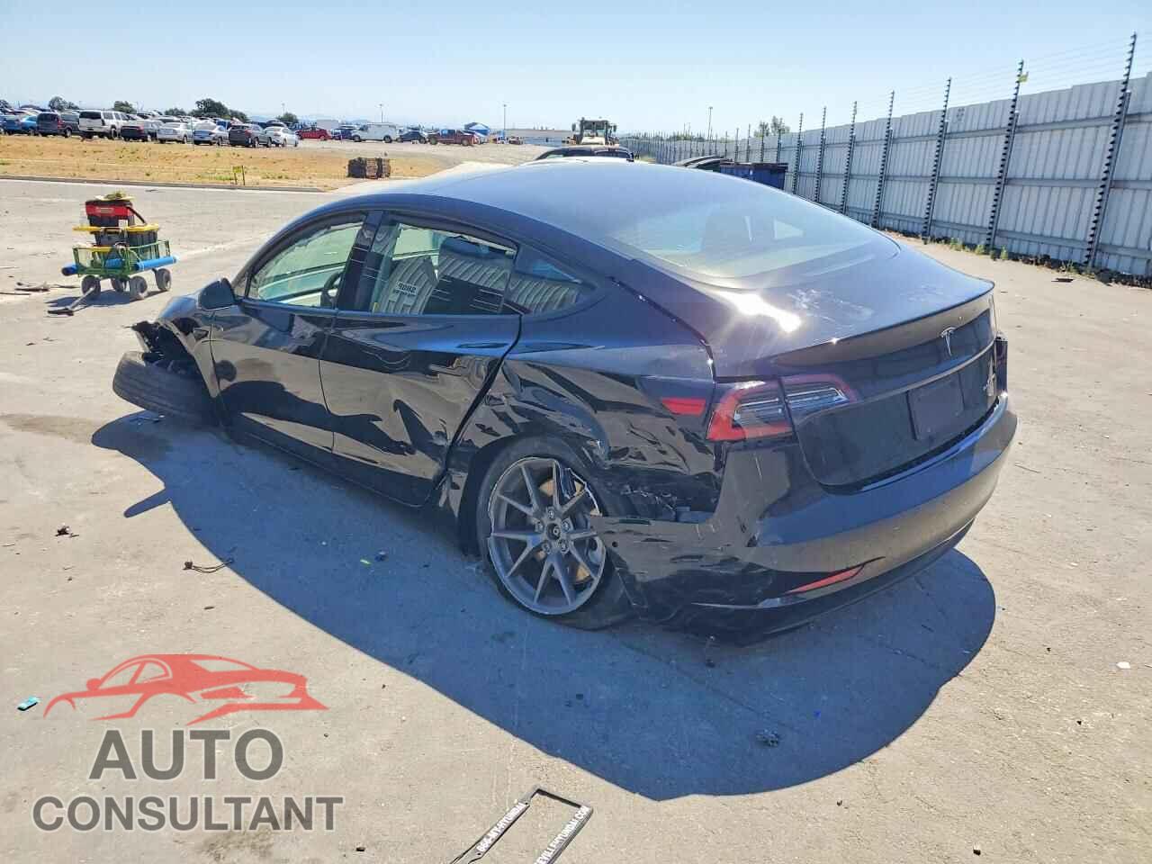 TESLA MODEL 3 2021 - 5YJ3E1EB4MF054570