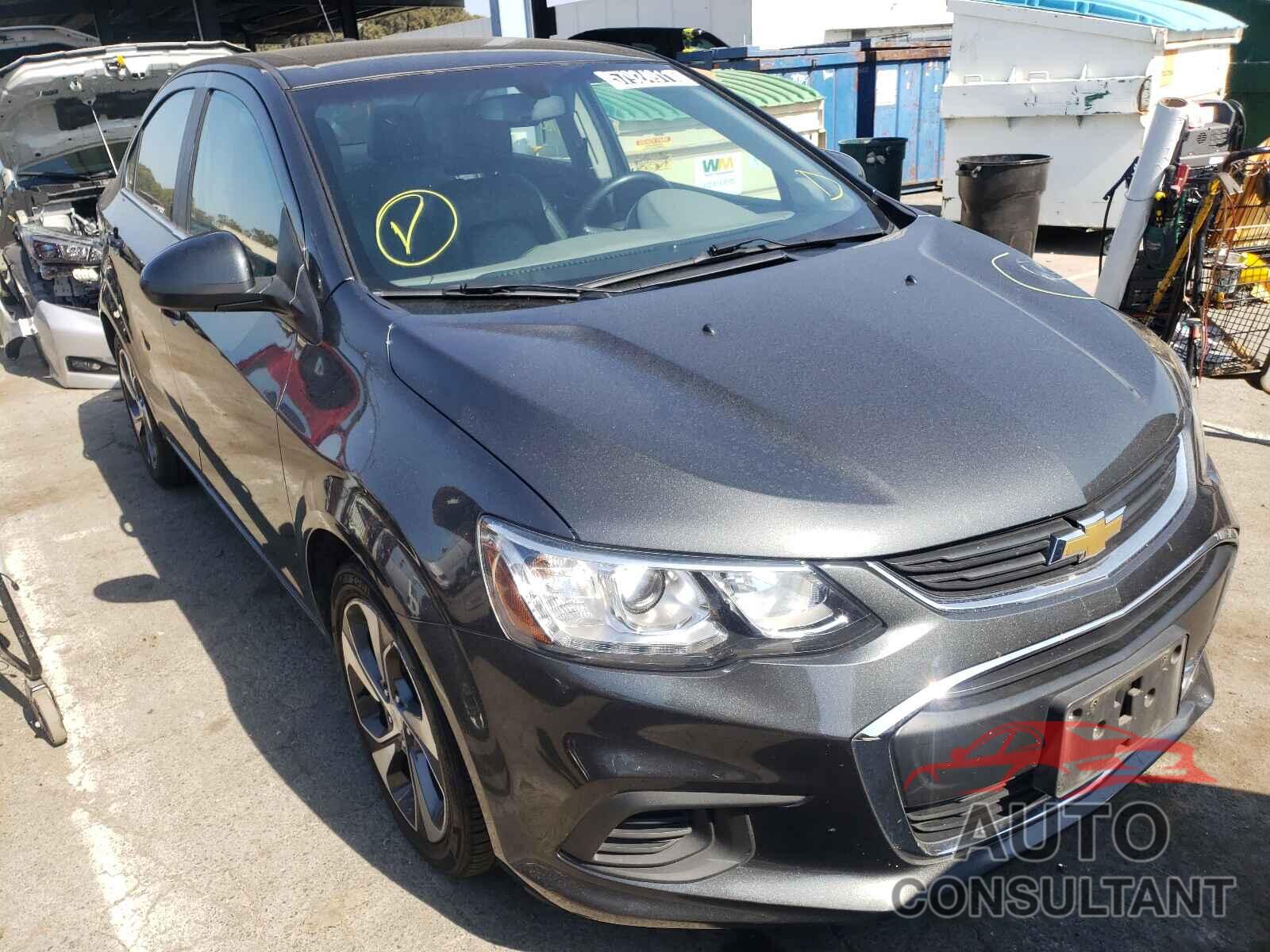 CHEVROLET SONIC 2019 - 1G1JF5SB8K4129235