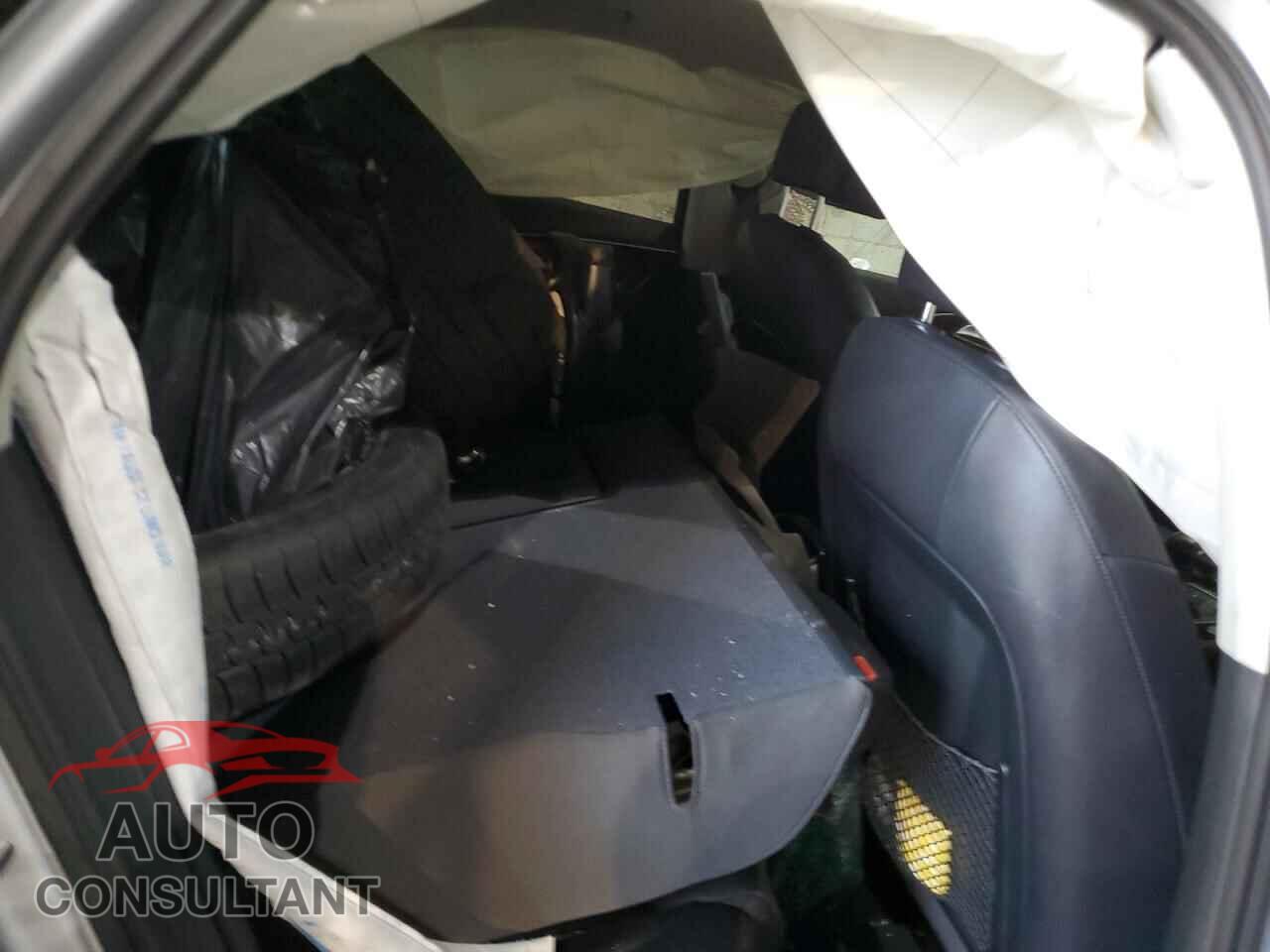 AUDI A6 2015 - WAUGFAFC8FN012264