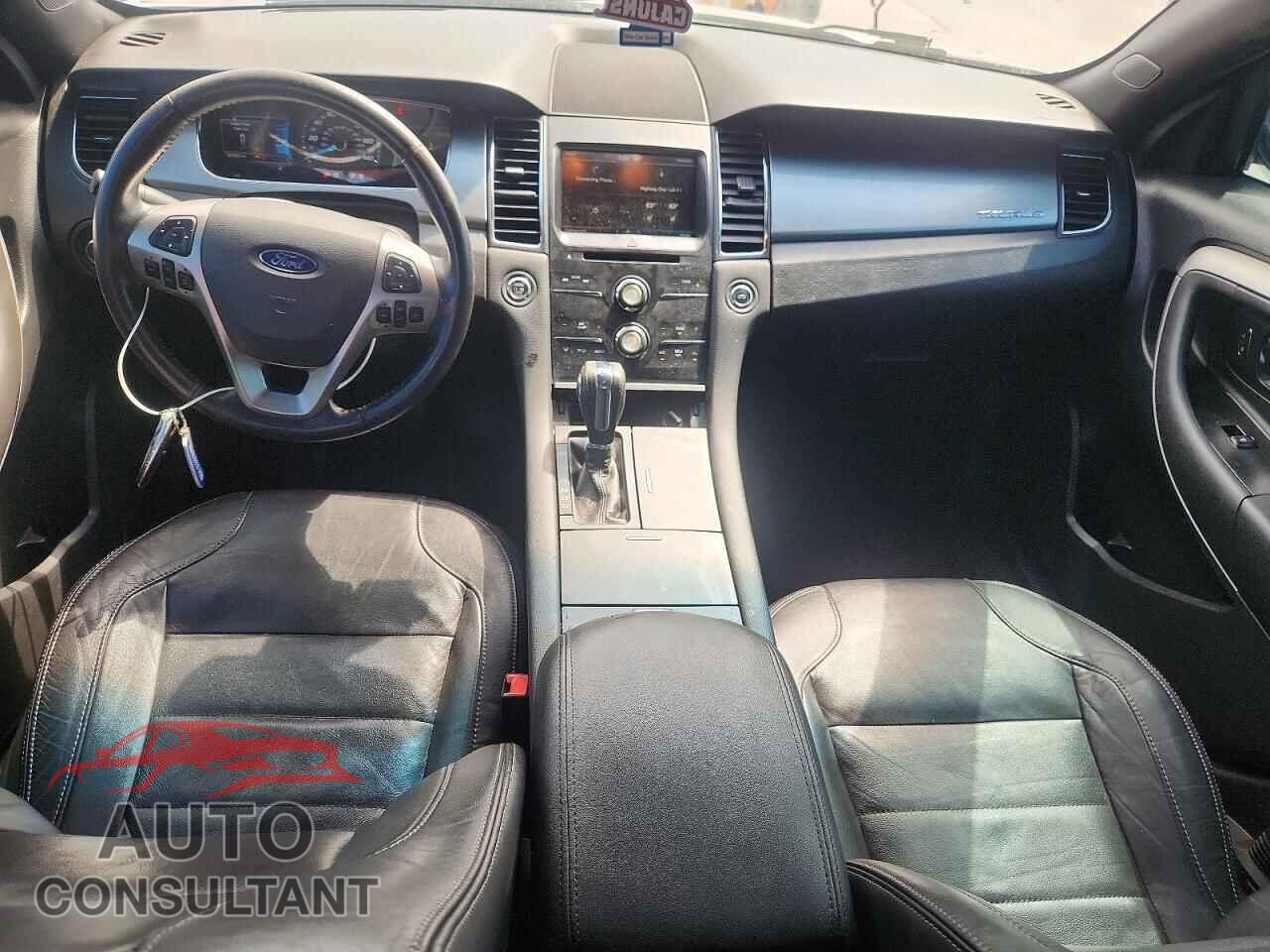 FORD TAURUS 2015 - 1FAHP2E87FG174887