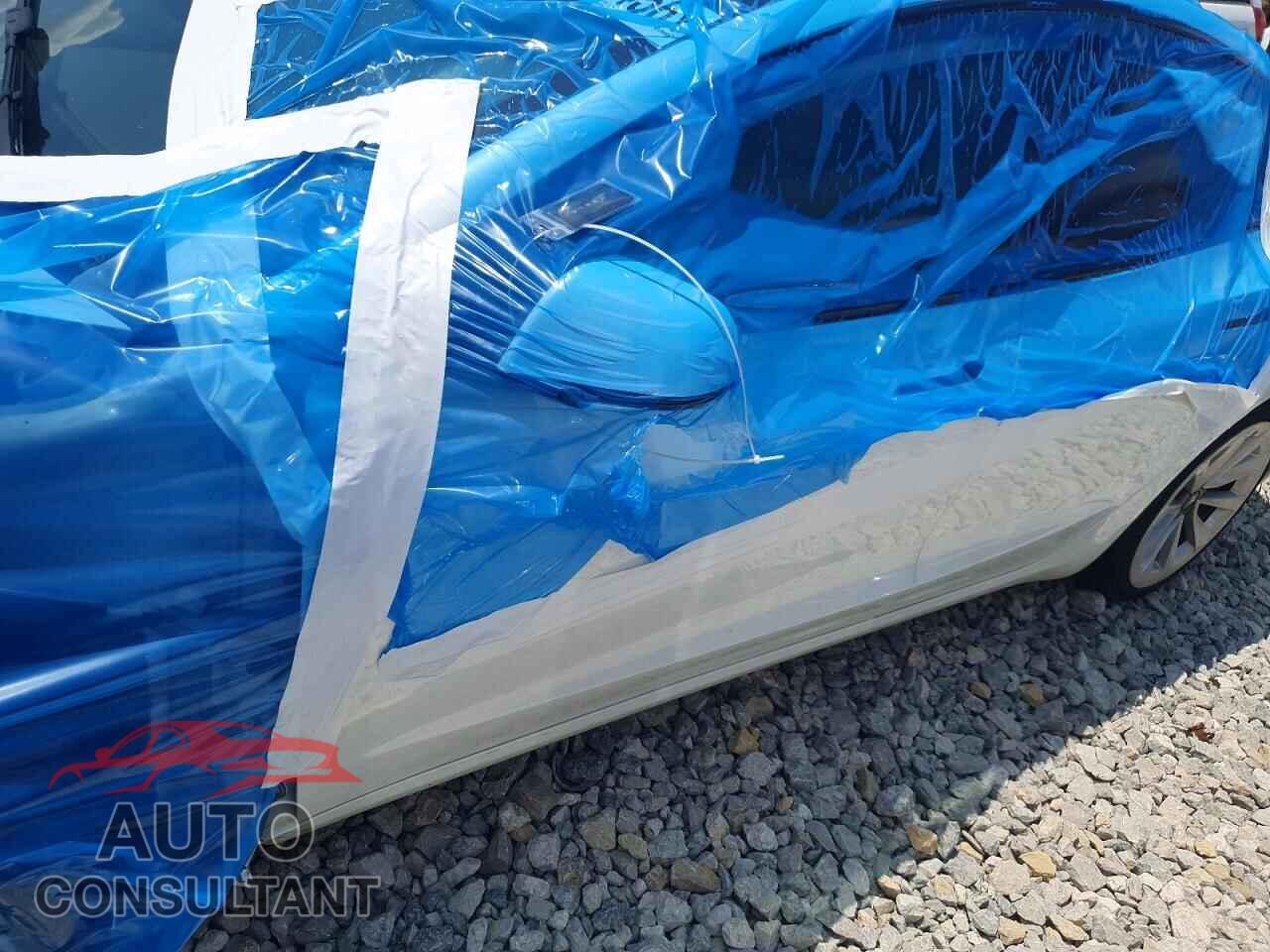 TESLA MODEL 3 2022 - 5YJ3E1EB7NF335196