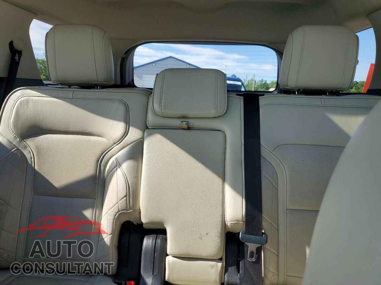 FORD EXPLORER 2018 - 1FM5K8HT3JGB29058