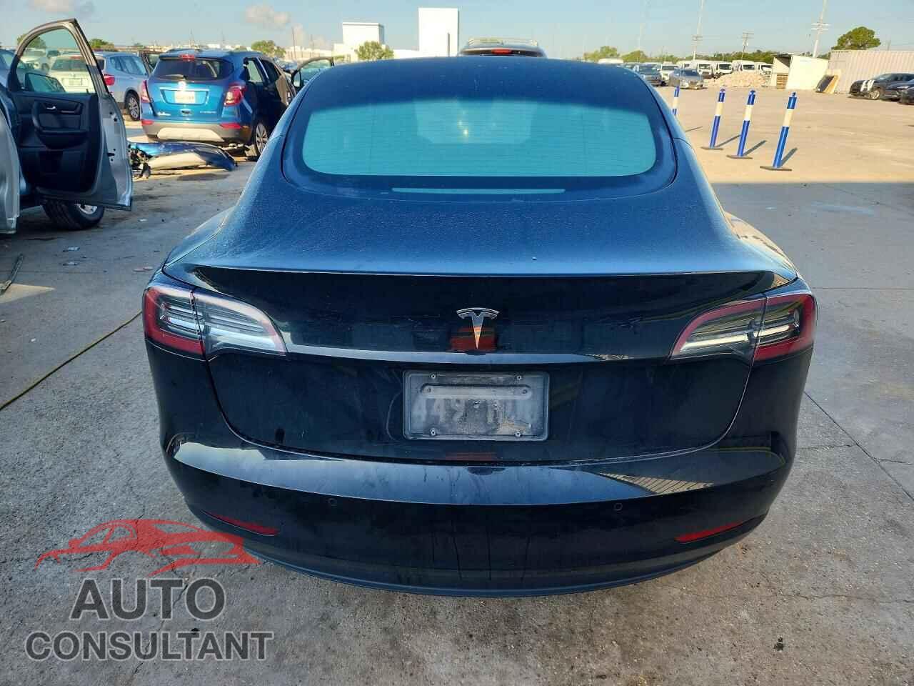 TESLA MODEL 3 2022 - 5YJ3E1EAXNF190078