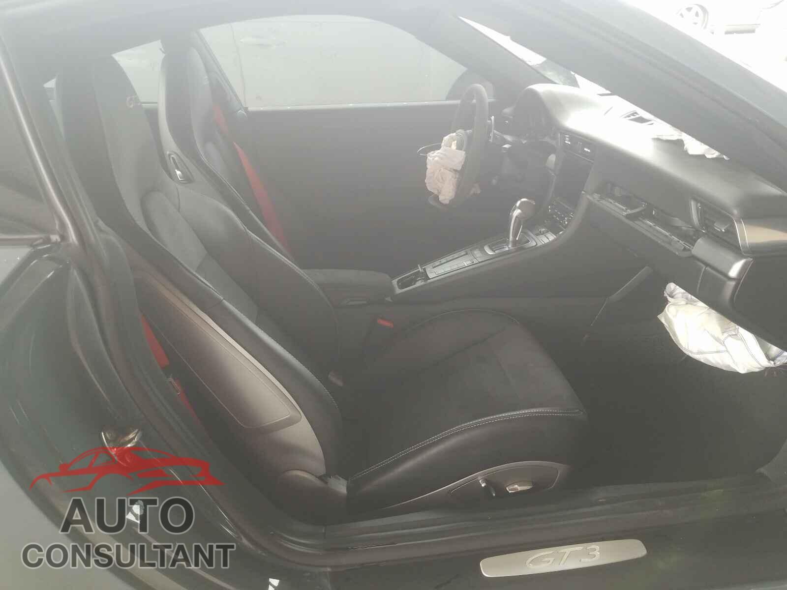 PORSCHE 911 2018 - WP0AC2A97JS175646