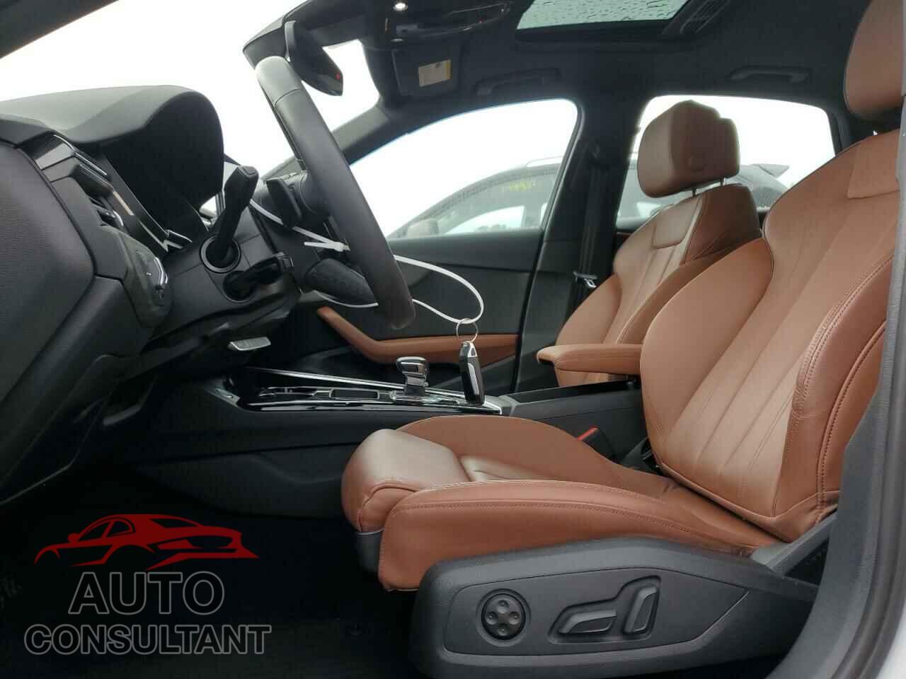 AUDI A4 2022 - WAUDAAF4XNN005213