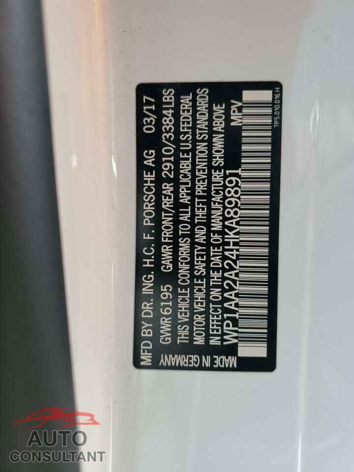 PORSCHE CAYENNE 2017 - WP1AA2A24HKA89891