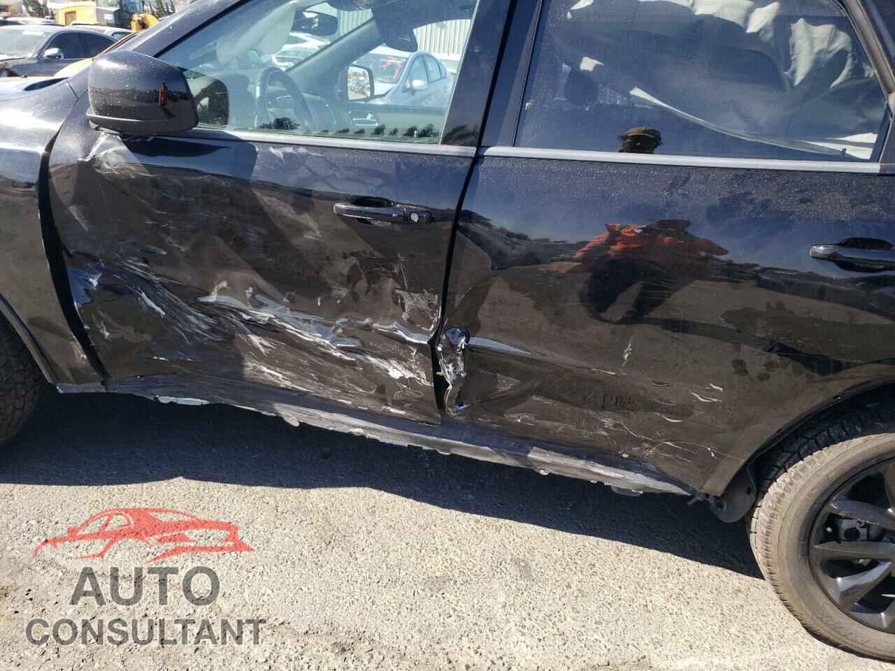 DODGE DURANGO 2018 - 1C4RDJAG4JC176935