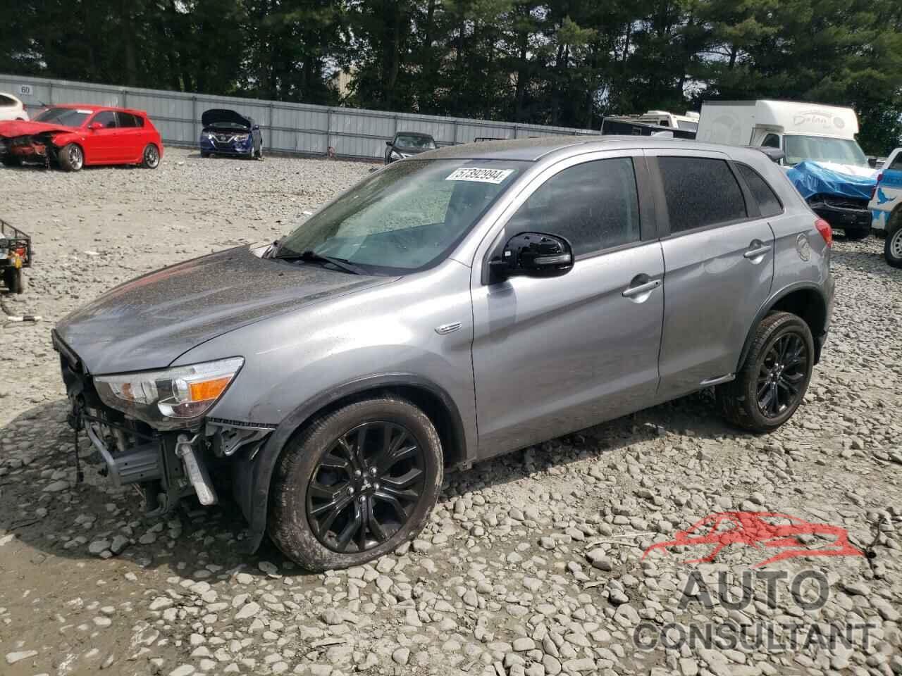 MITSUBISHI OUTLANDER 2018 - JA4AR3AU7JZ024154