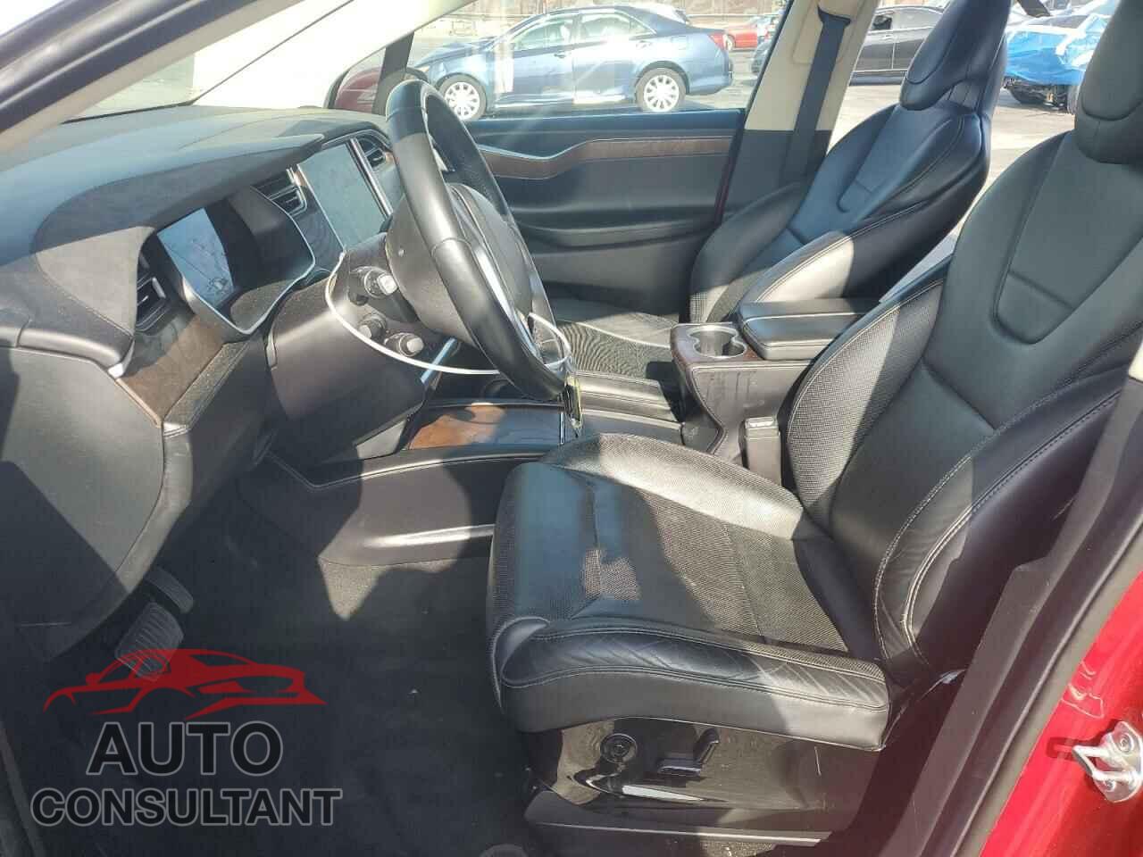 TESLA MODEL X 2016 - 5YJXCAE29GF008308