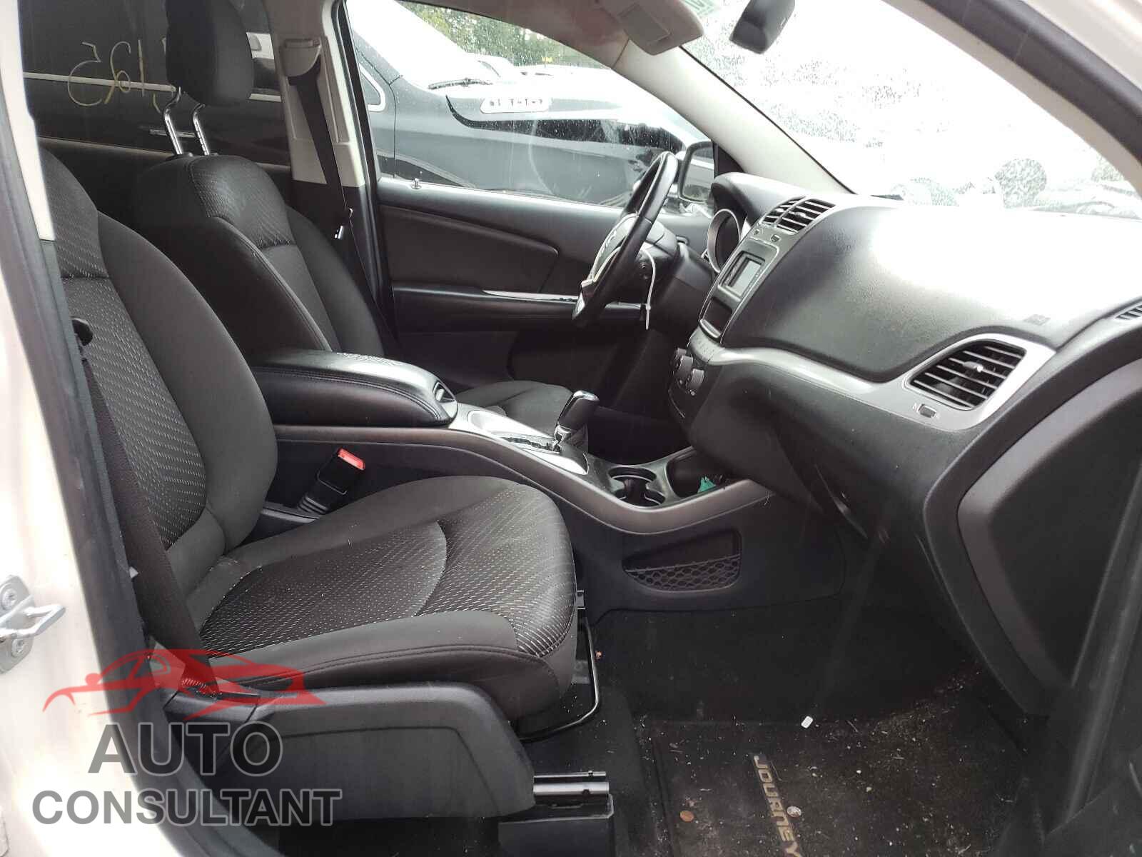 DODGE JOURNEY 2017 - 3C4PDCGG5HT501584
