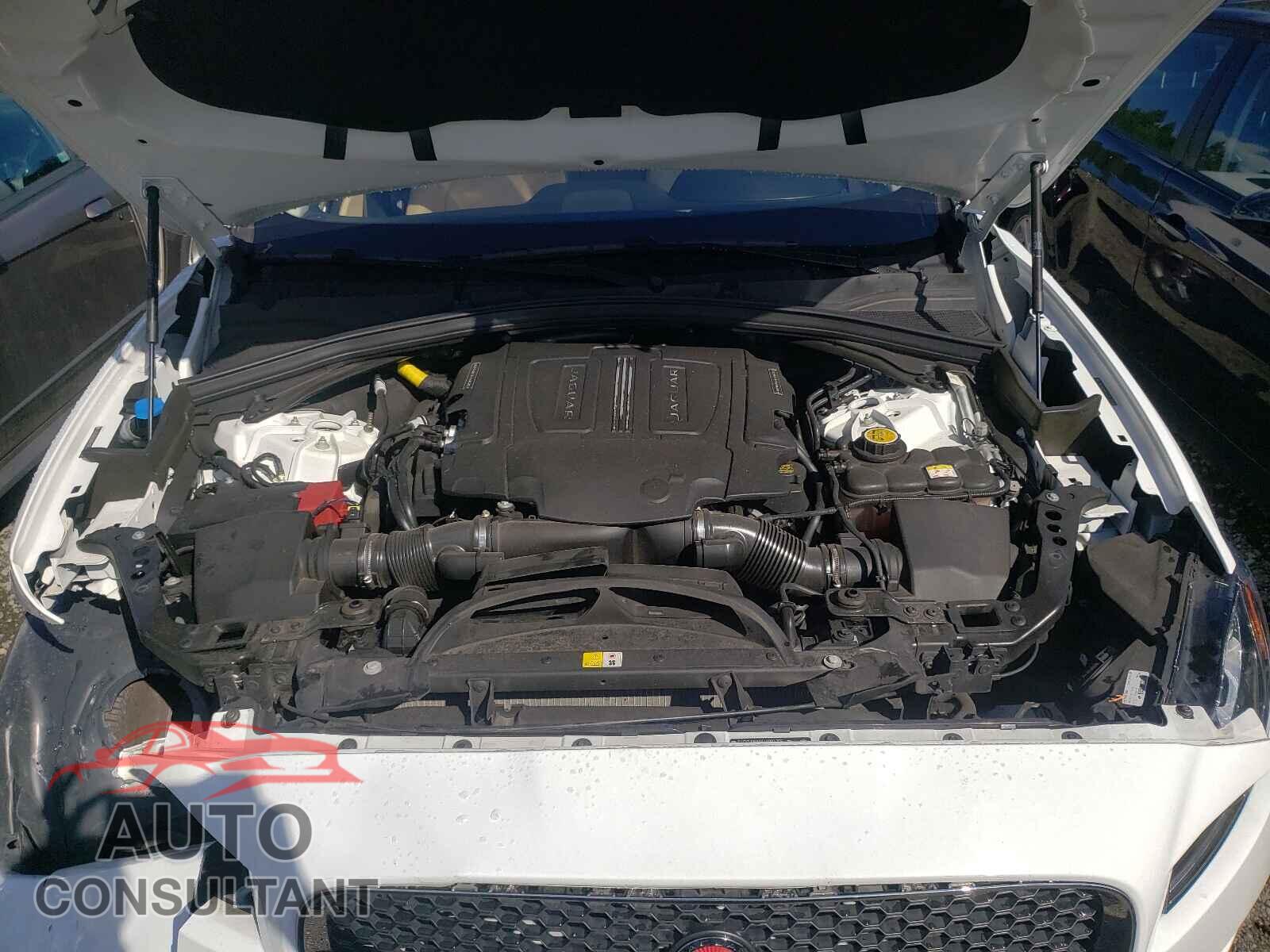 JAGUAR F-PACE 2017 - SADCJ2BV1HA891795
