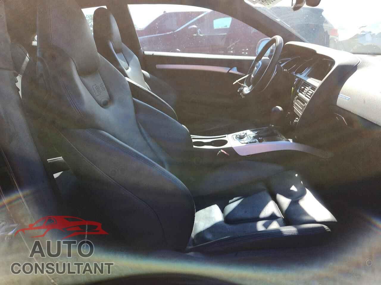 AUDI S5/RS5 2012 - WAUCVAFR6CA003328