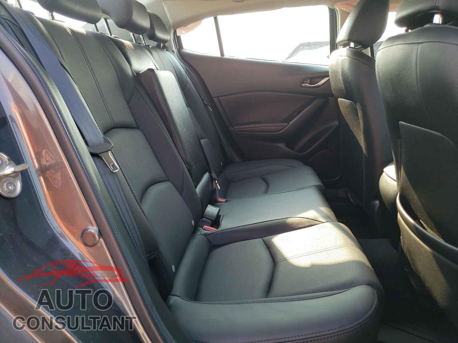 MAZDA 3 2017 - 3MZBN1W37HM128520