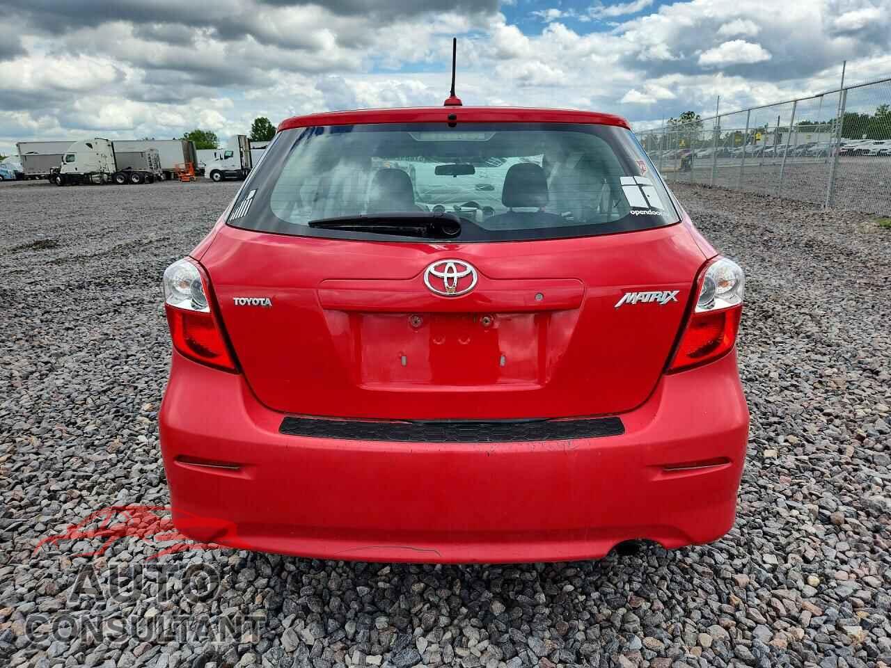 TOYOTA MATRIX 2009 - 2T1KU40E19C096319