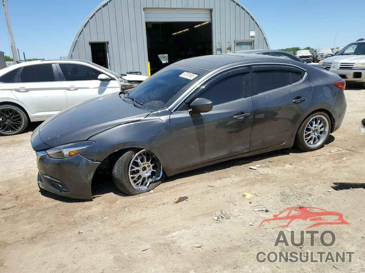MAZDA 3 2018 - 3MZBN1W36JM267544
