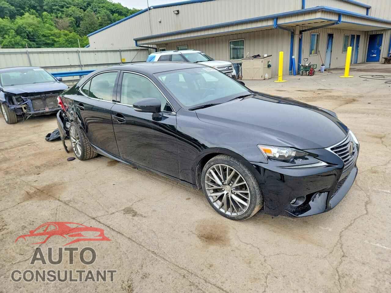 LEXUS IS 2015 - JTHCF1D20F5029263