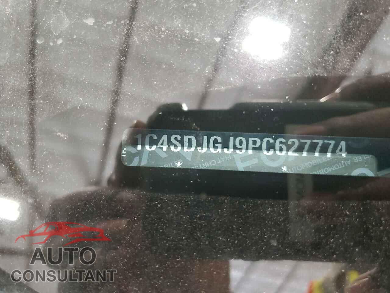 DODGE DURANGO 2023 - 1C4SDJGJ9PC627774