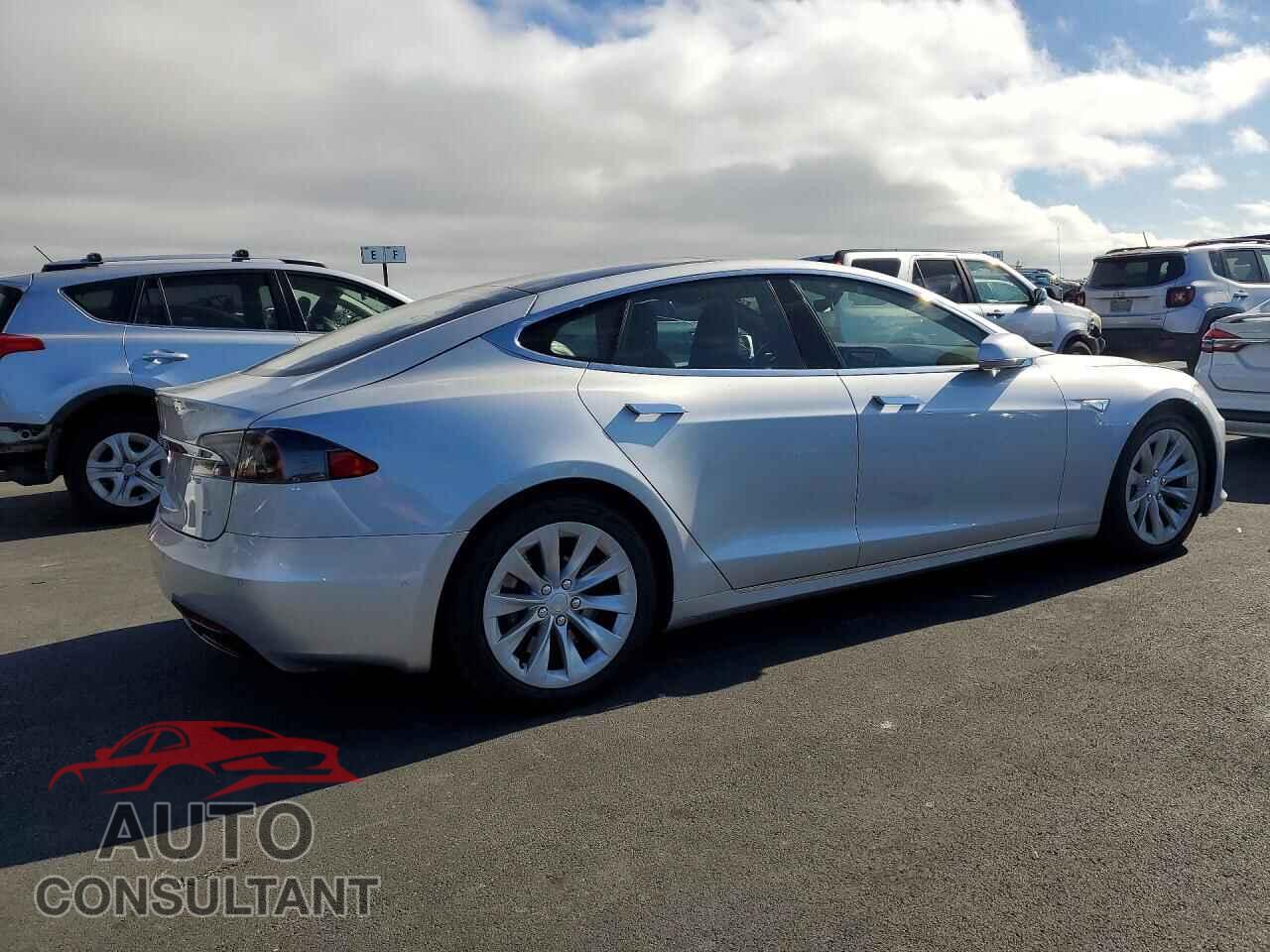 TESLA MODEL S 2016 - 5YJSA1E19GF155686
