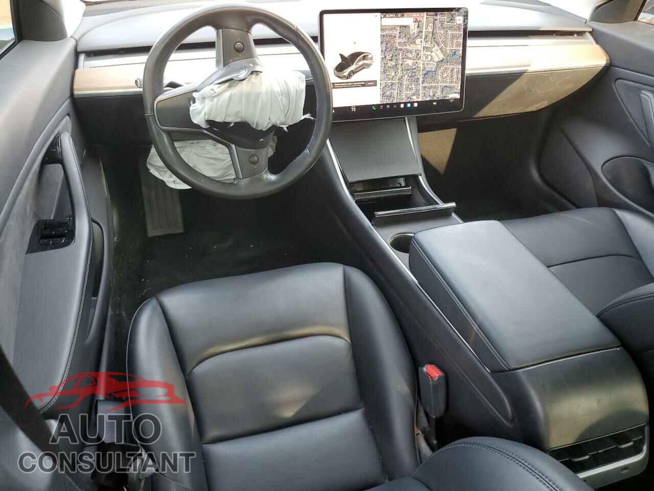 TESLA MODEL 3 2019 - 5YJ3E1EA2KF300732