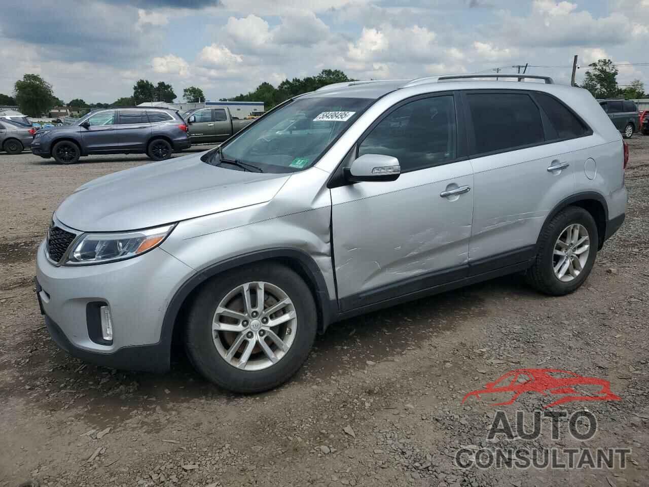KIA SORENTO 2015 - 5XYKT4A72FG579966
