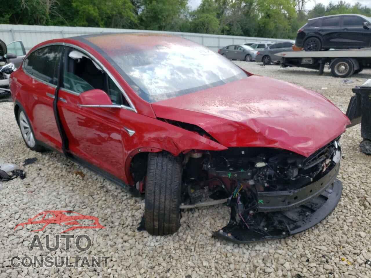 TESLA MODEL X 2018 - 5YJXCBE25JF109620