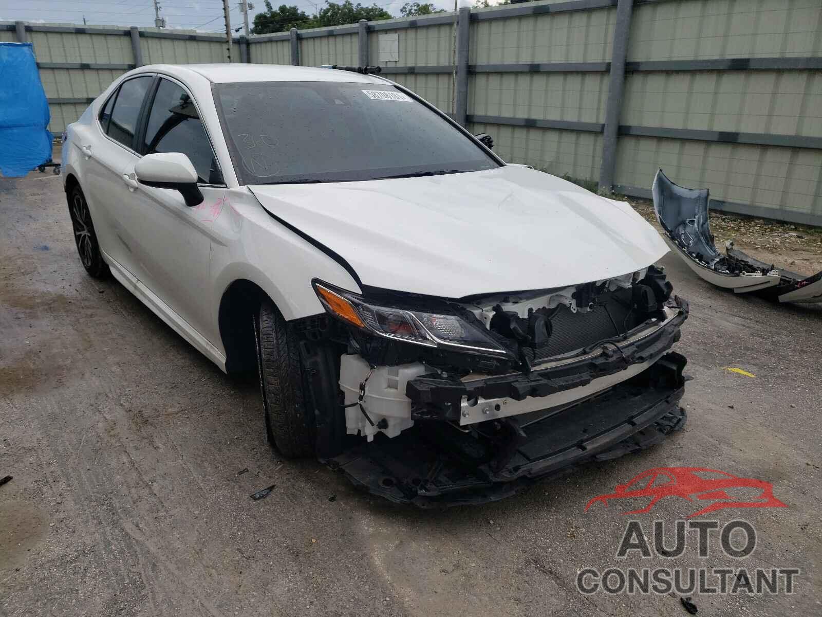 TOYOTA CAMRY 2020 - 4T1G11AK8LU963352