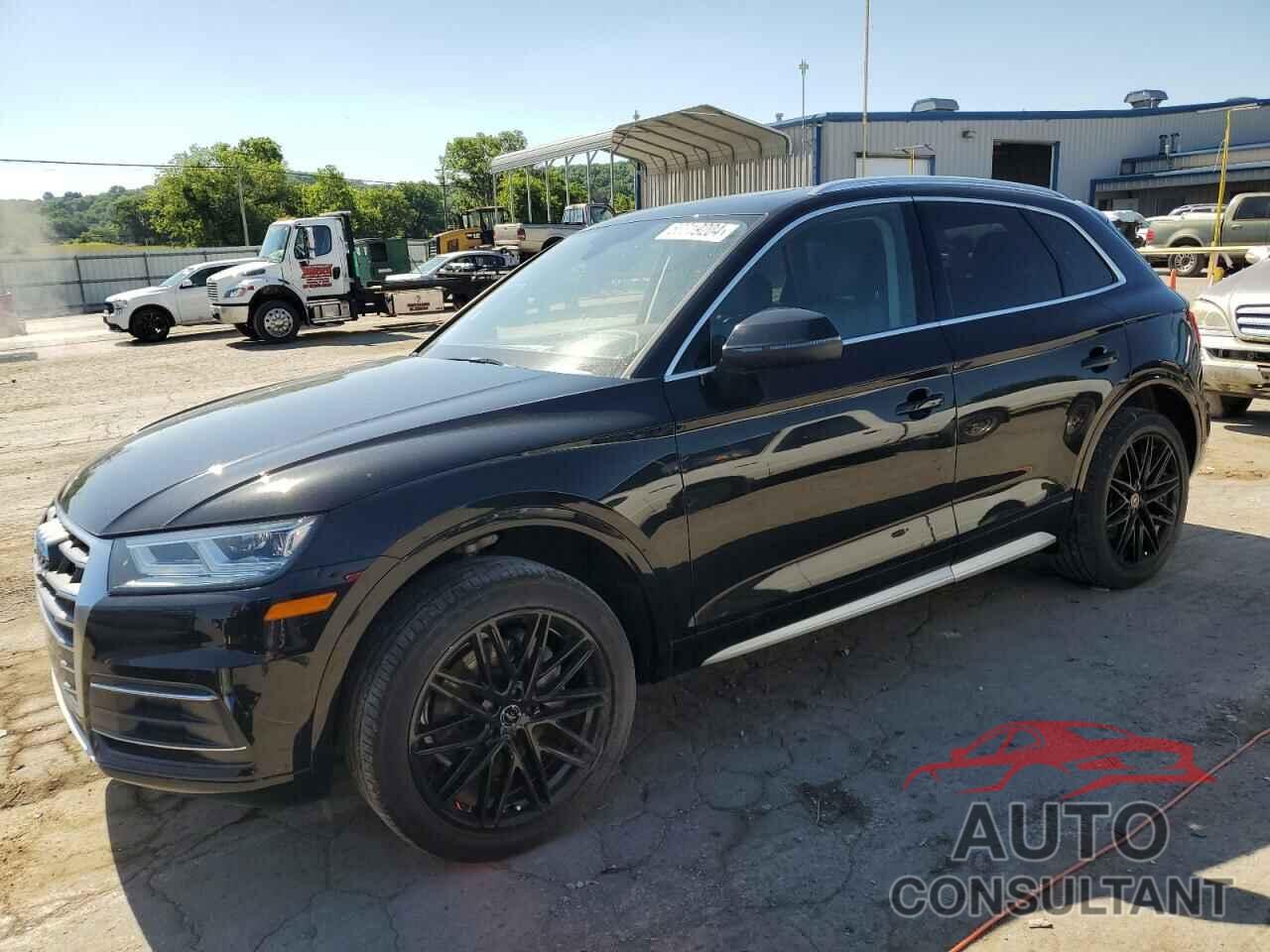 AUDI Q5 2018 - WA1CNAFY3J2035133