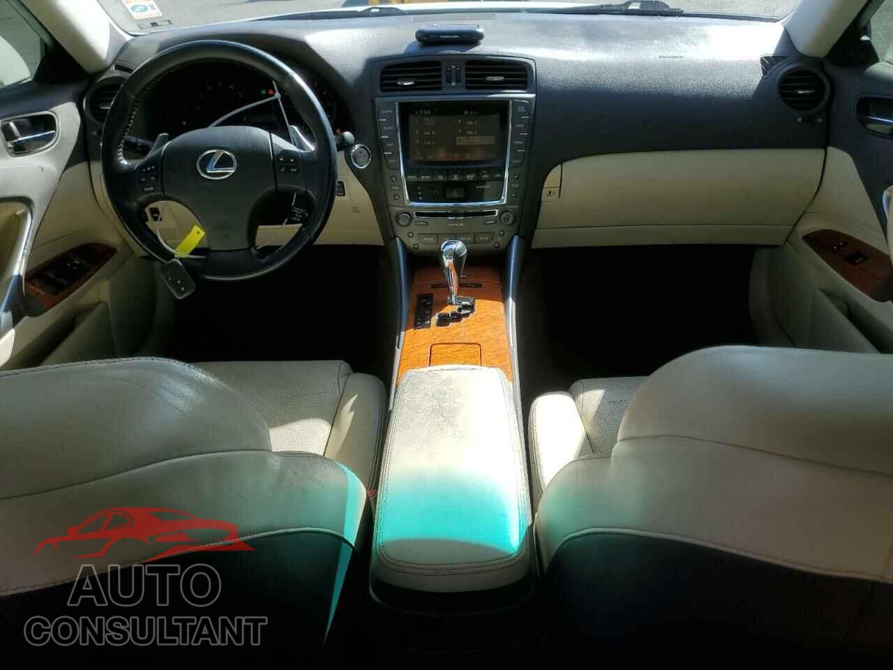 LEXUS IS 2009 - JTHBK262492091099