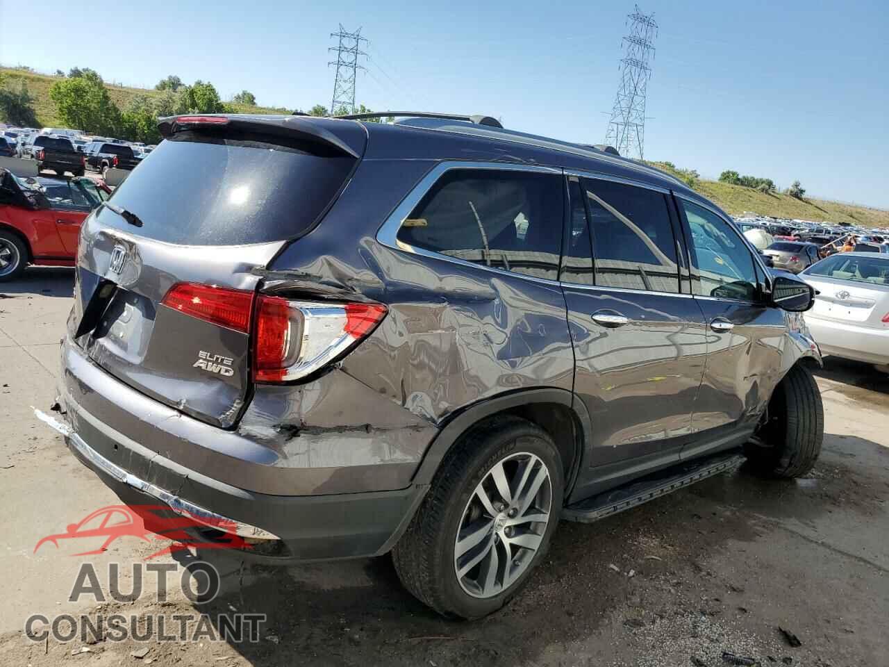 HONDA PILOT 2017 - 5FNYF6H02HB056477
