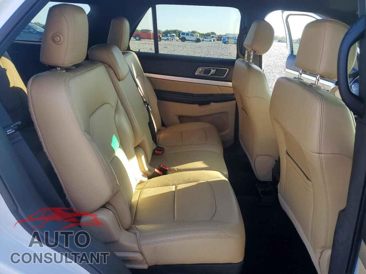 FORD EXPLORER 2017 - 1FM5K8DHXHGA08099