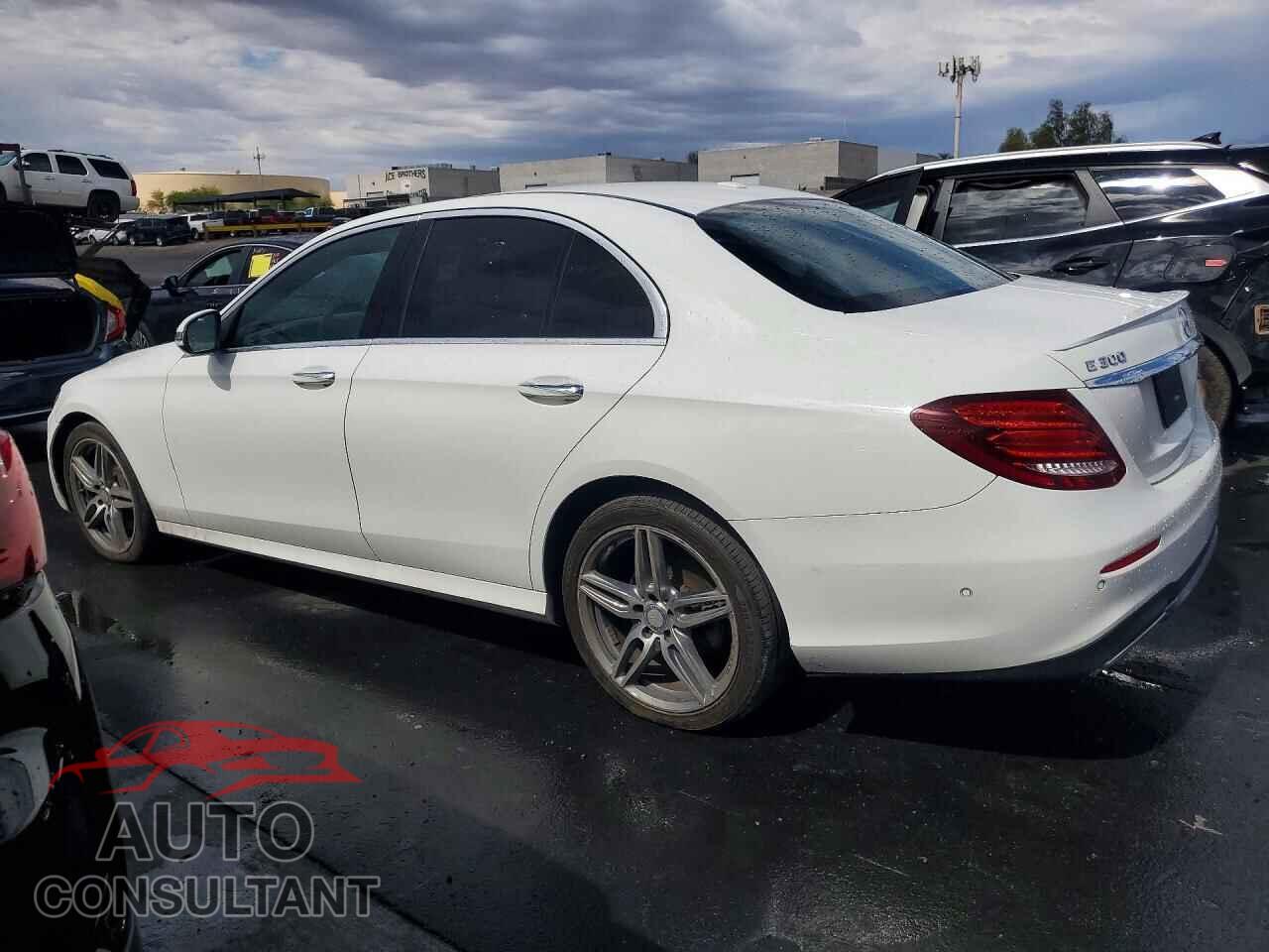 MERCEDES-BENZ E-CLASS 2017 - WDDZF4KB8HA108535