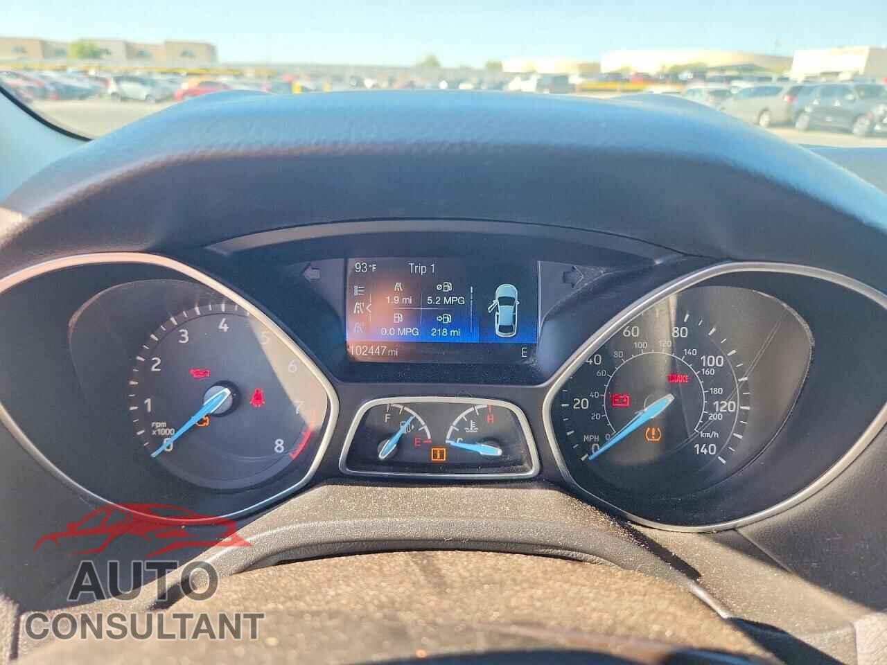 FORD FOCUS 2015 - 1FADP3FE0FL248425