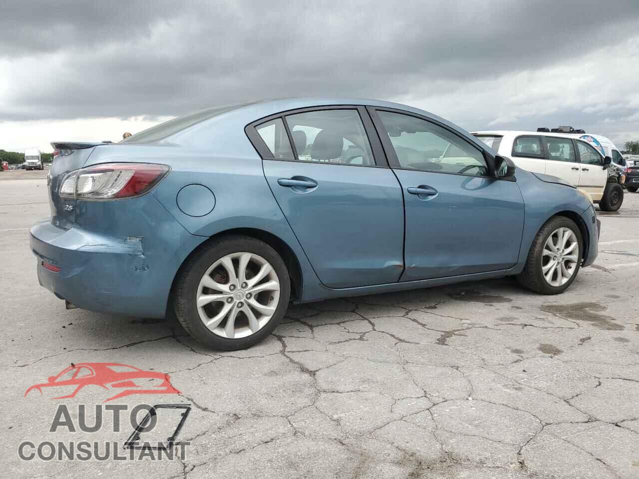 MAZDA MAZDA3 2010 - JM1BL1S58A1136743