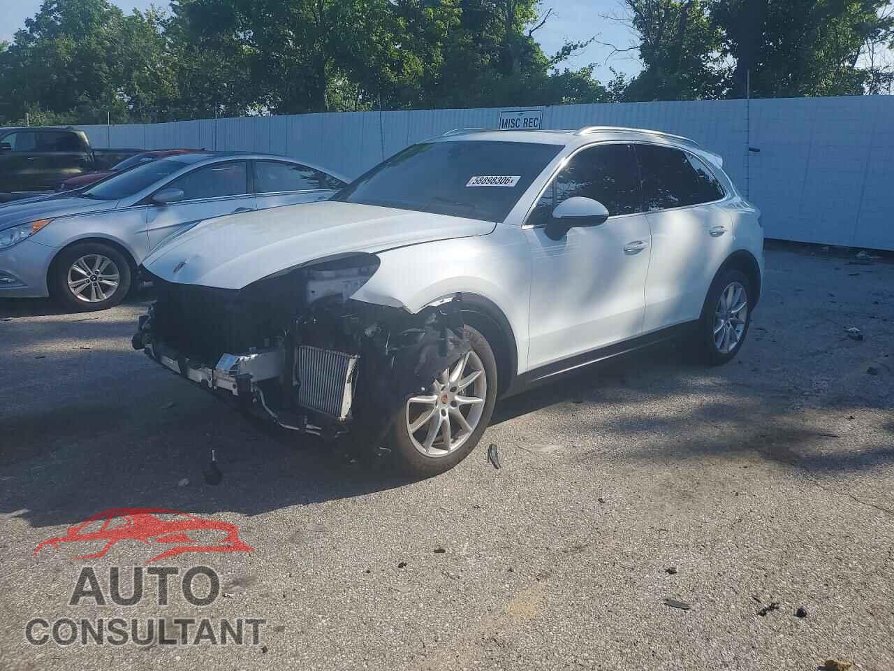 PORSCHE CAYENNE 2019 - WP1AA2AY0KDA04366