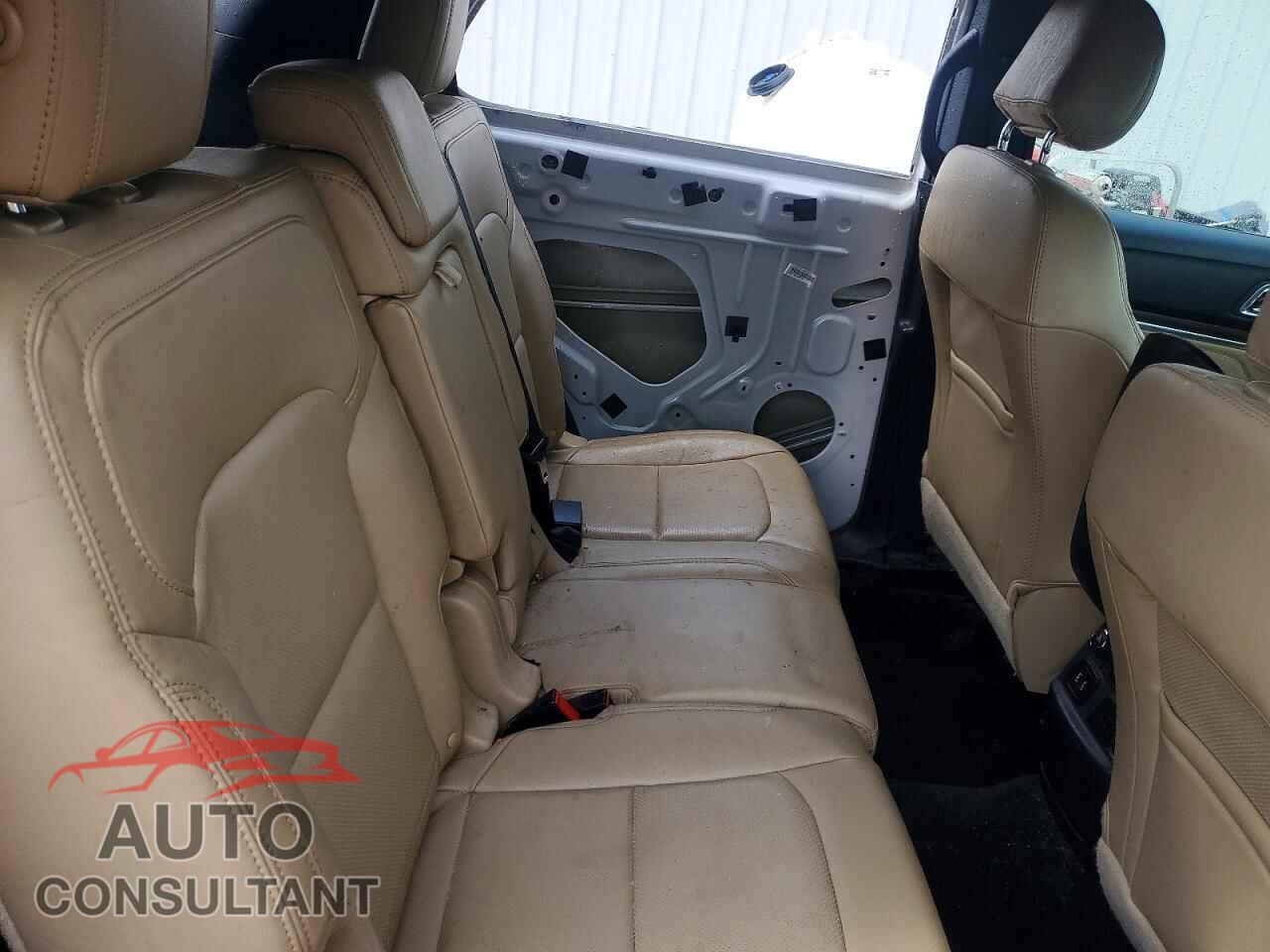 FORD EXPLORER 2017 - 1FM5K7F85HGB82010