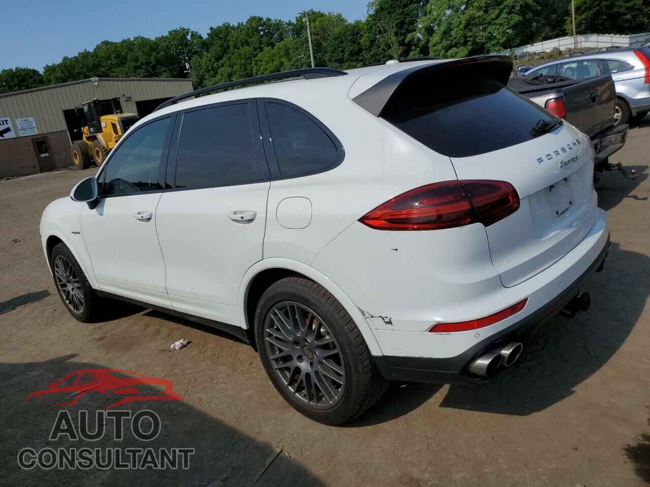 PORSCHE CAYENNE 2018 - WP1AE2A24JLA72383