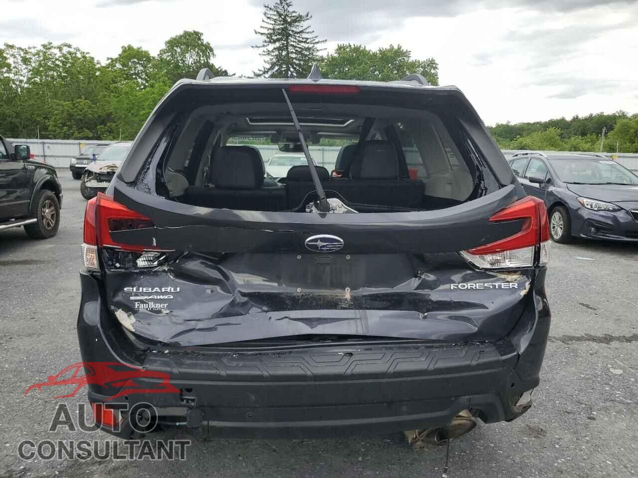SUBARU FORESTER 2019 - JF2SKAUC4KH563944