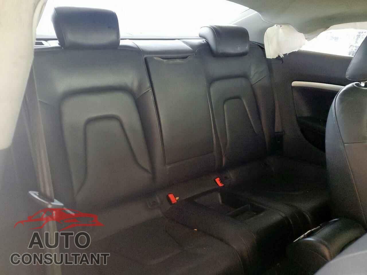AUDI A5 2014 - WAULFAFRXEA012839