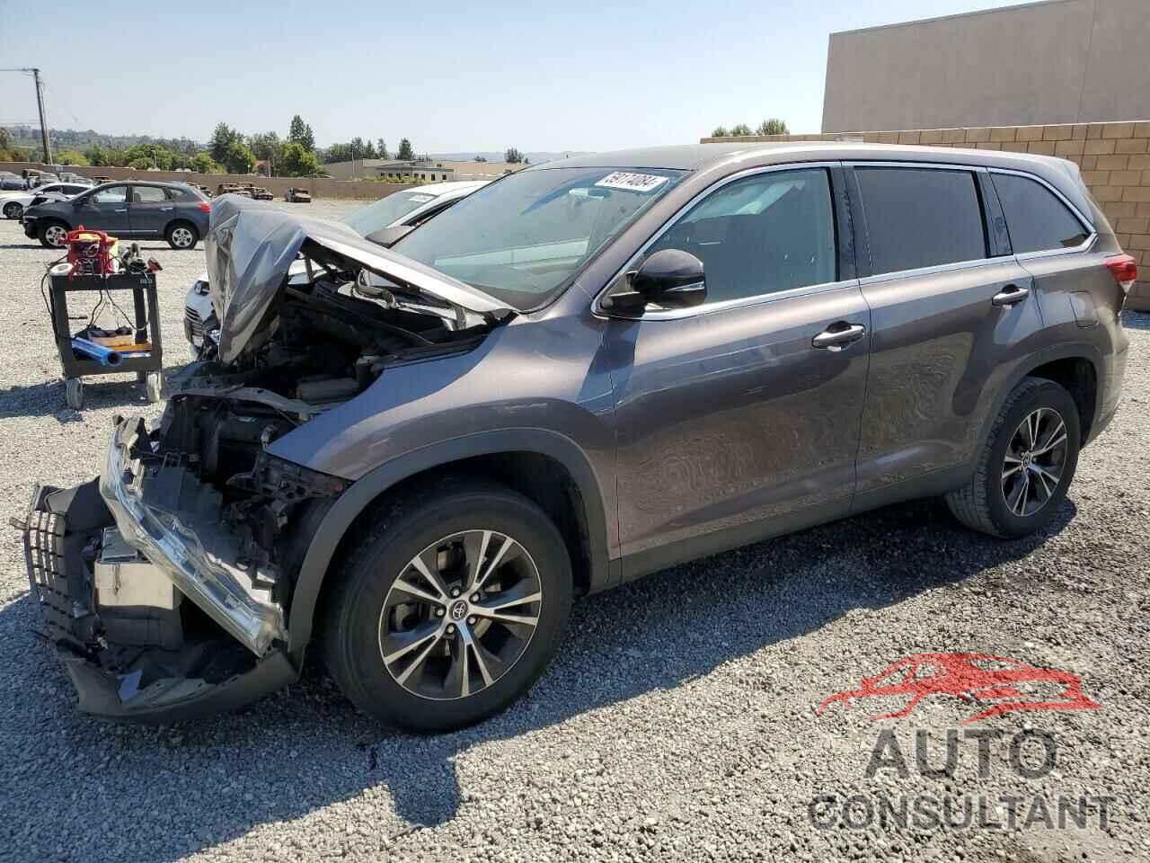 TOYOTA HIGHLANDER 2019 - 5TDZARFH8KS046231