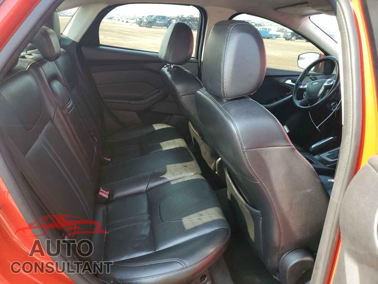 FORD FOCUS 2013 - 1FADP3F28DL227504