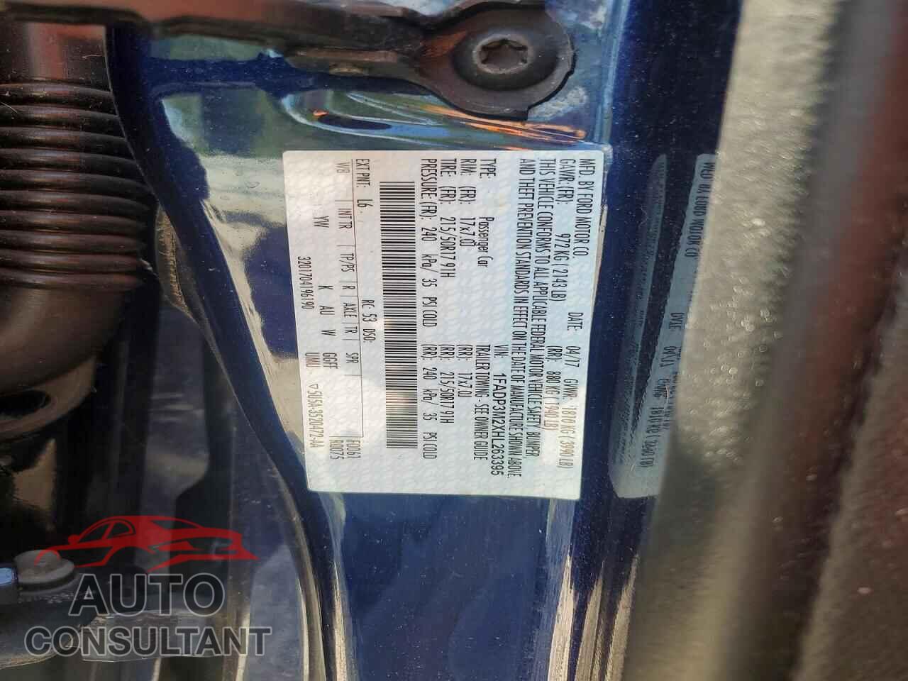 FORD FOCUS 2017 - 1FADP3M2XHL263395