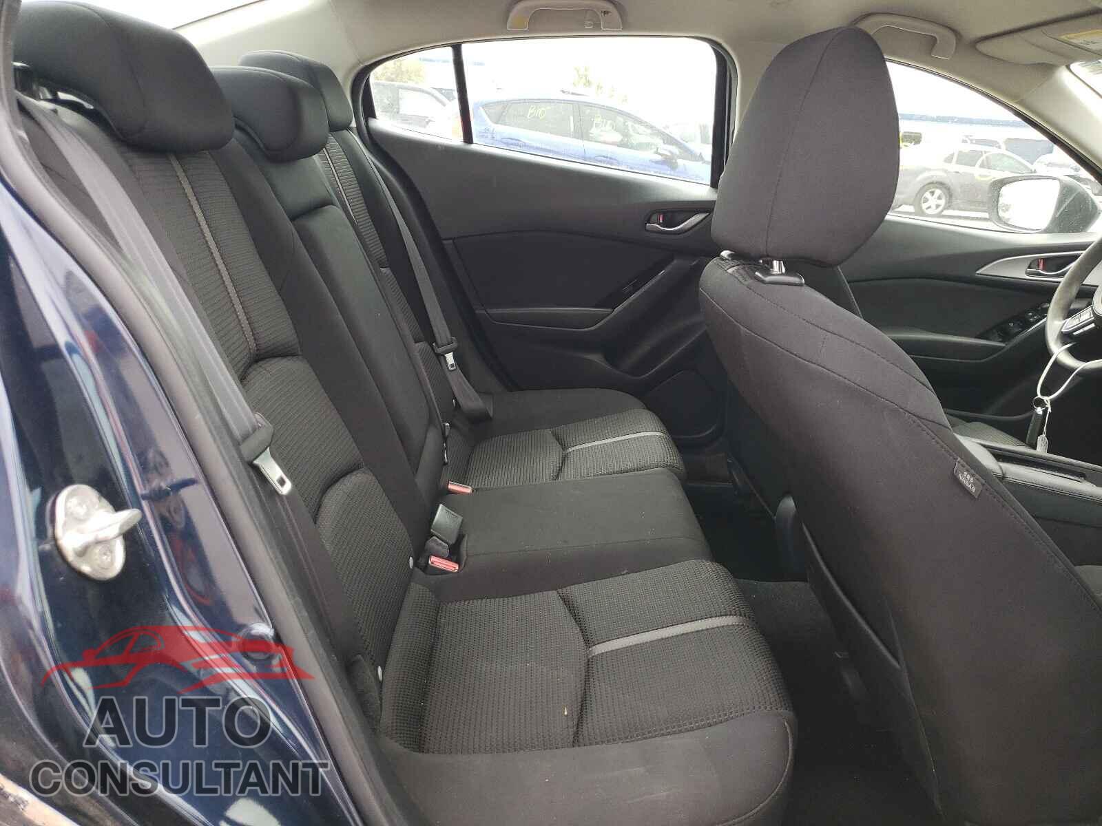 MAZDA 3 2017 - 3MZBN1U74HM107128